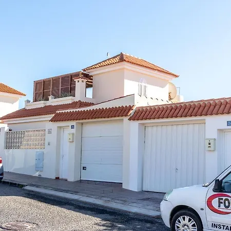 Flatguest + 2 Terraces + 9 Pax + Sea View * Pajara (Fuerteventura)